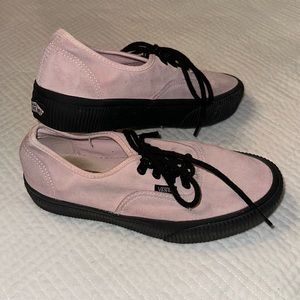 Vans Platform Suede Women’s 8.5